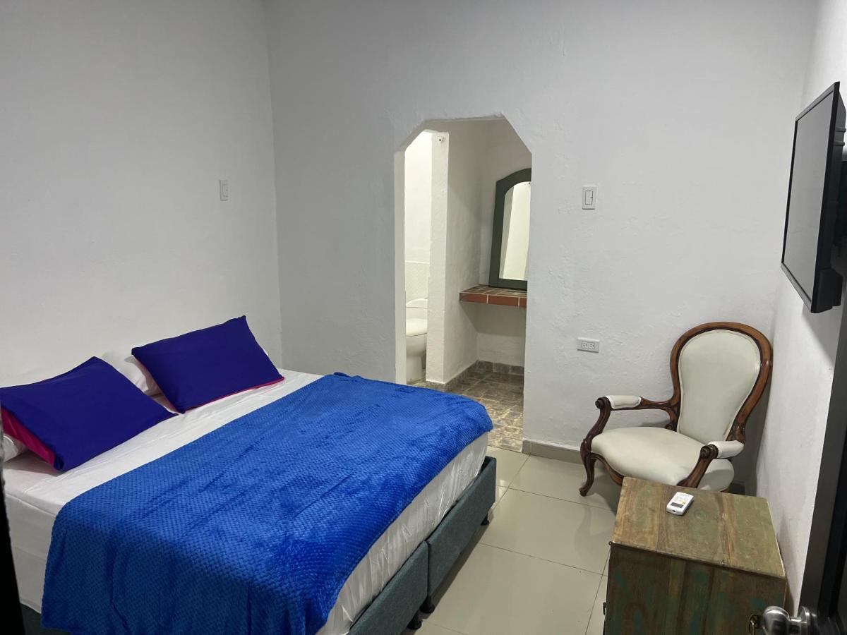 Casa Torices Real 12 Hostel Cartagena Exterior photo