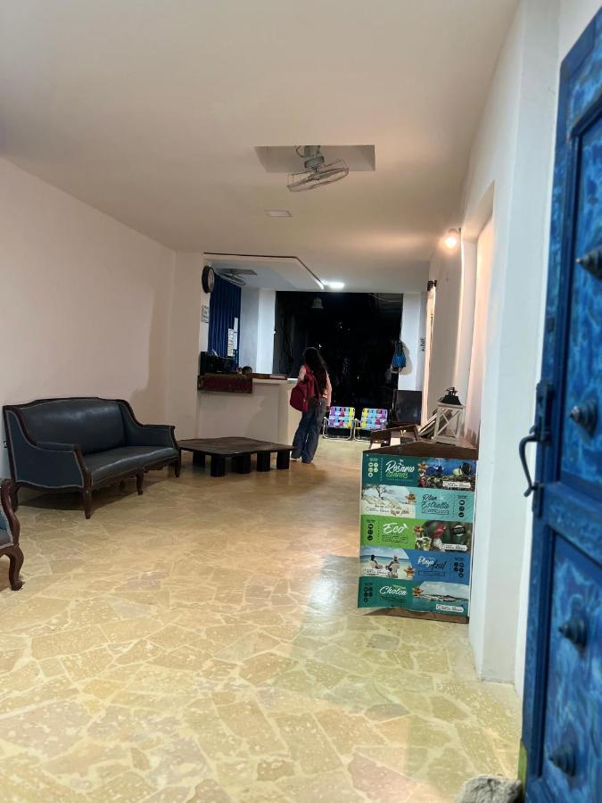 Casa Torices Real 12 Hostel Cartagena Exterior photo