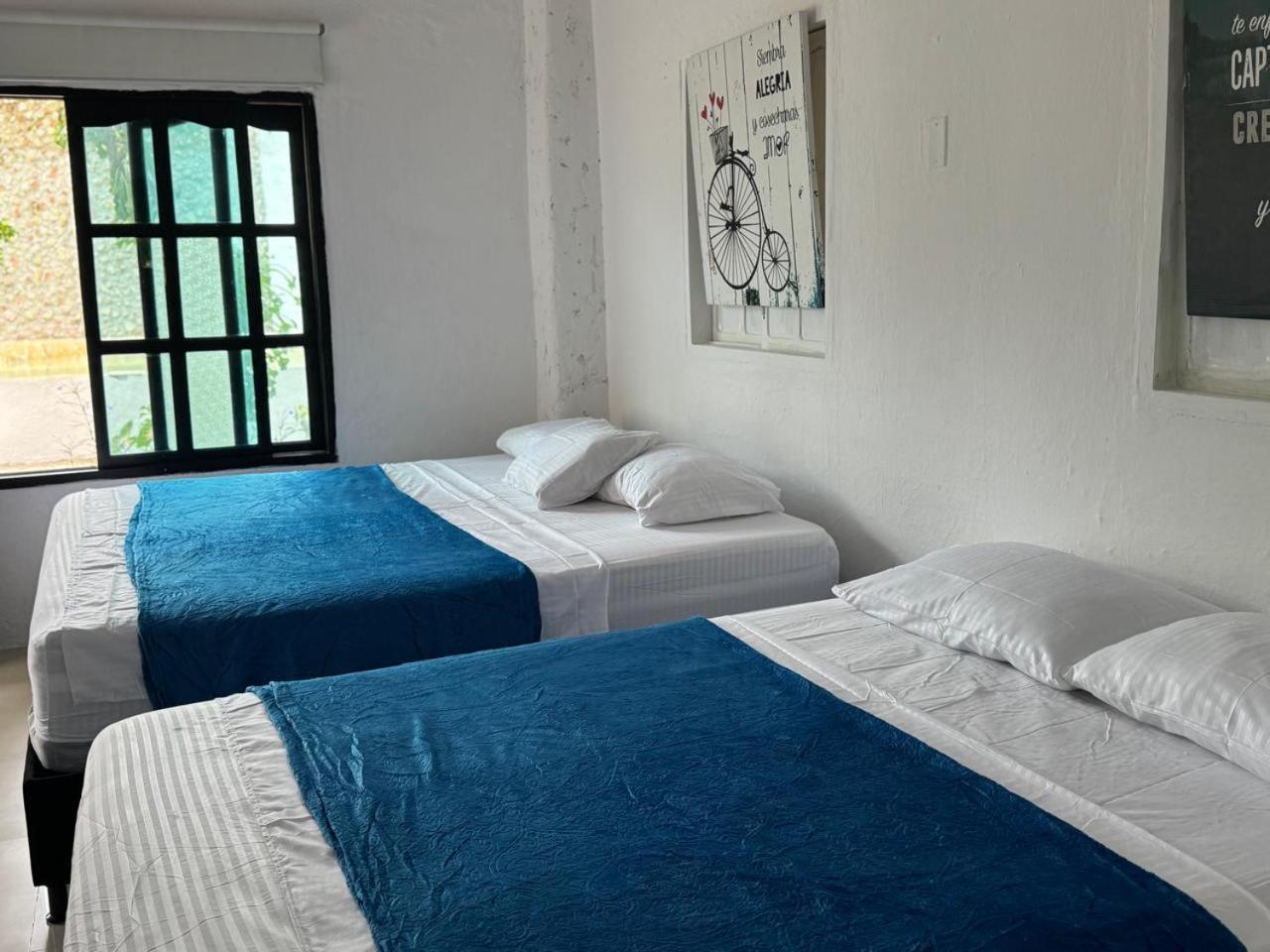 Casa Torices Real 12 Hostel Cartagena Exterior photo